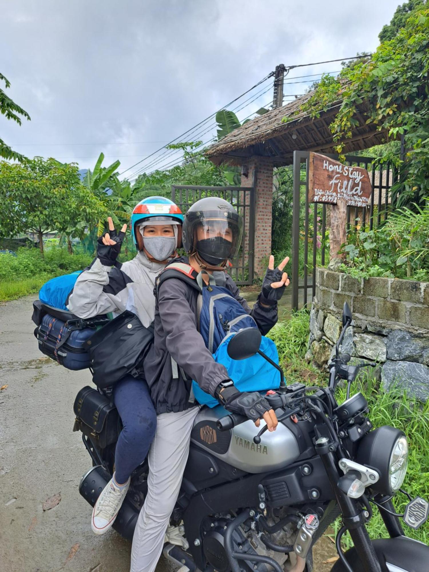 Homestay Field - Bungalow, Ha Giang Loop Tour, Motorbikes Rental Exterior photo